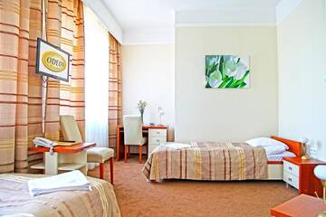 Фото номера Двухместный номер с 2 отдельными кроватями Отель Hotel &amp; SPA Odeon г. Boguchwała 6