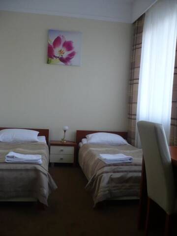 Фото номера Двухместный номер с 2 отдельными кроватями Отель Hotel &amp; SPA Odeon г. Boguchwała 2